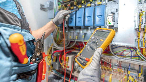 Best Local Electrician Companies  in Fern Prairie, WA